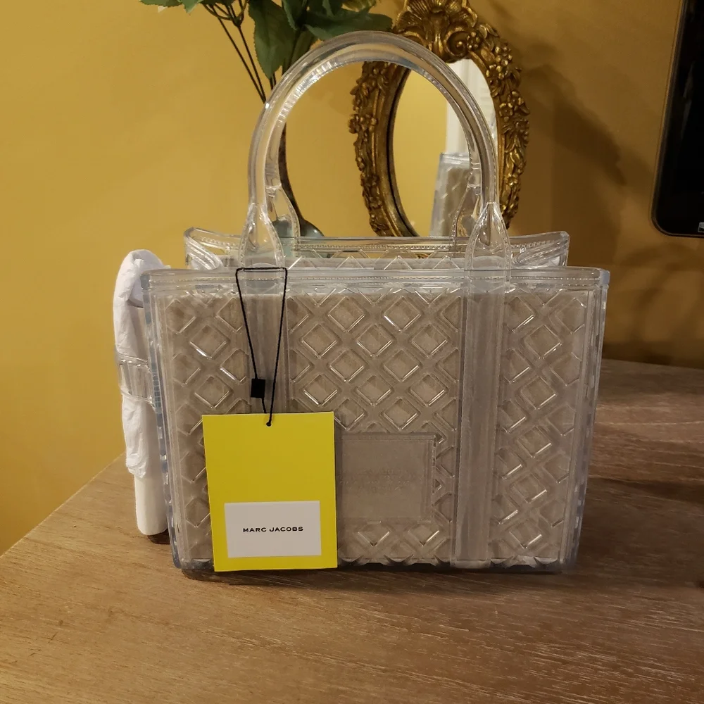 Marc Jacobs Authentic THE JELLY TOTE - Clear Transparent Tote / Crossbody NWT! - Picture 7 of 16